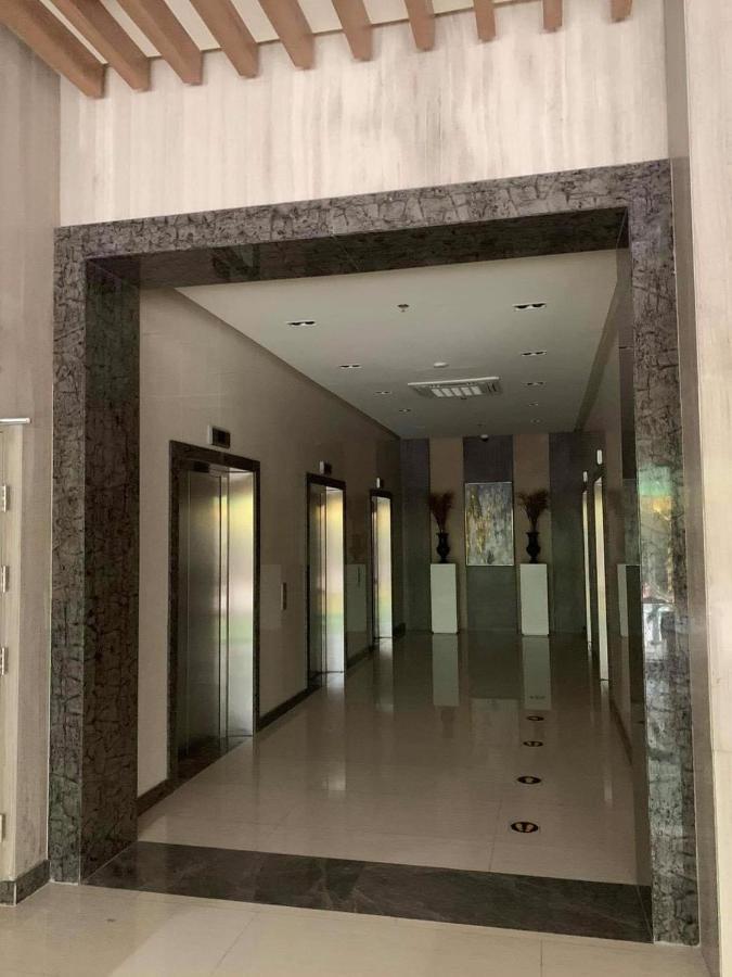 Studio At Viceroy T4 Florence Way Маніла Екстер'єр фото